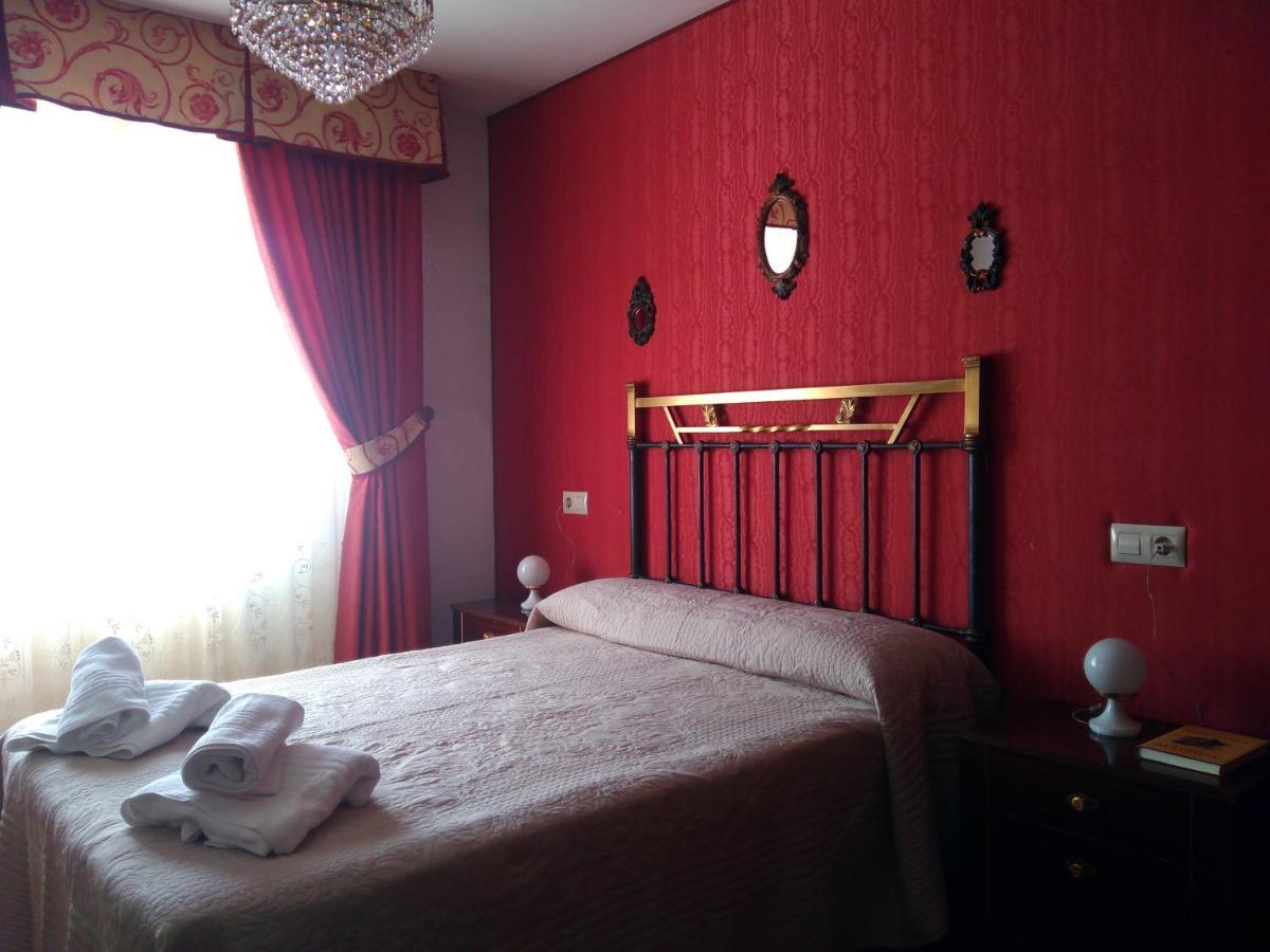 Casa Navacastellanos Villa Casarejos Eksteriør bilde
