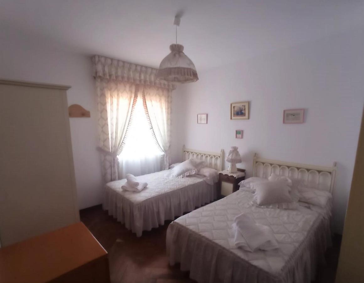 Casa Navacastellanos Villa Casarejos Eksteriør bilde